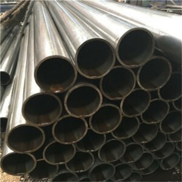 對(duì)蘭州無(wú)縫鋼管進(jìn)行水壓試驗(yàn)對(duì)表面質(zhì)量的要求